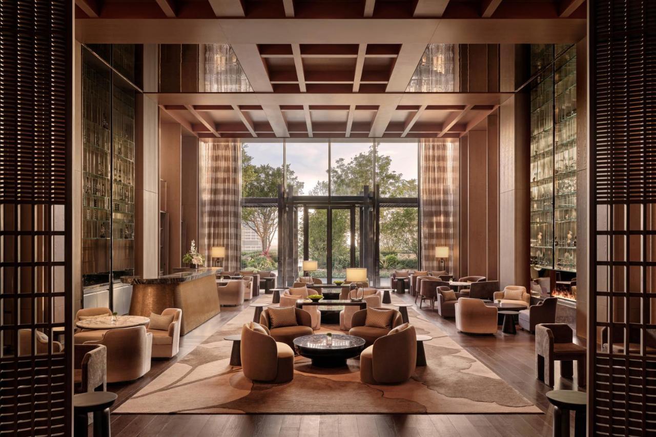 Conrad Shenzhen, The First Art Museum Hotel In Greater Bay Area With The Stunning Bay And Sunset View In The Hotel Terrace Zewnętrze zdjęcie