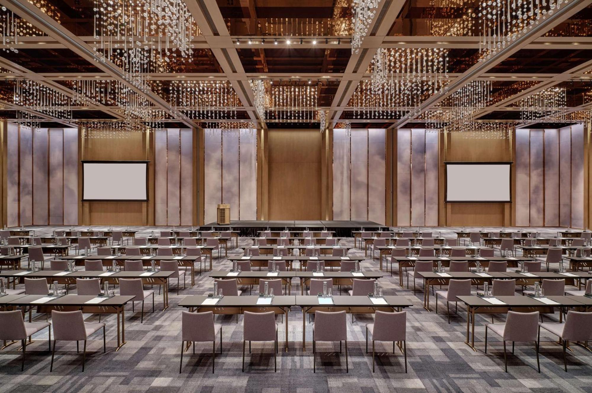 Conrad Shenzhen, The First Art Museum Hotel In Greater Bay Area With The Stunning Bay And Sunset View In The Hotel Terrace Zewnętrze zdjęcie
