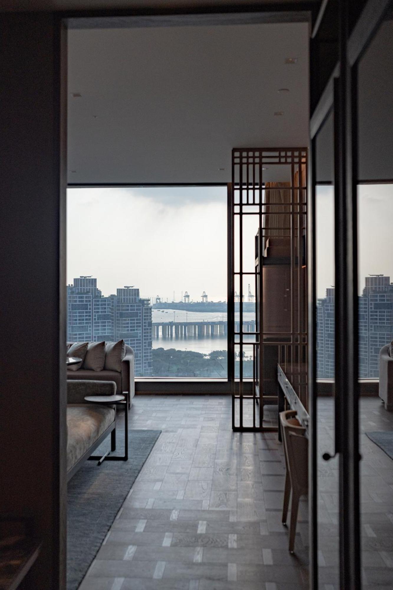 Conrad Shenzhen, The First Art Museum Hotel In Greater Bay Area With The Stunning Bay And Sunset View In The Hotel Terrace Zewnętrze zdjęcie